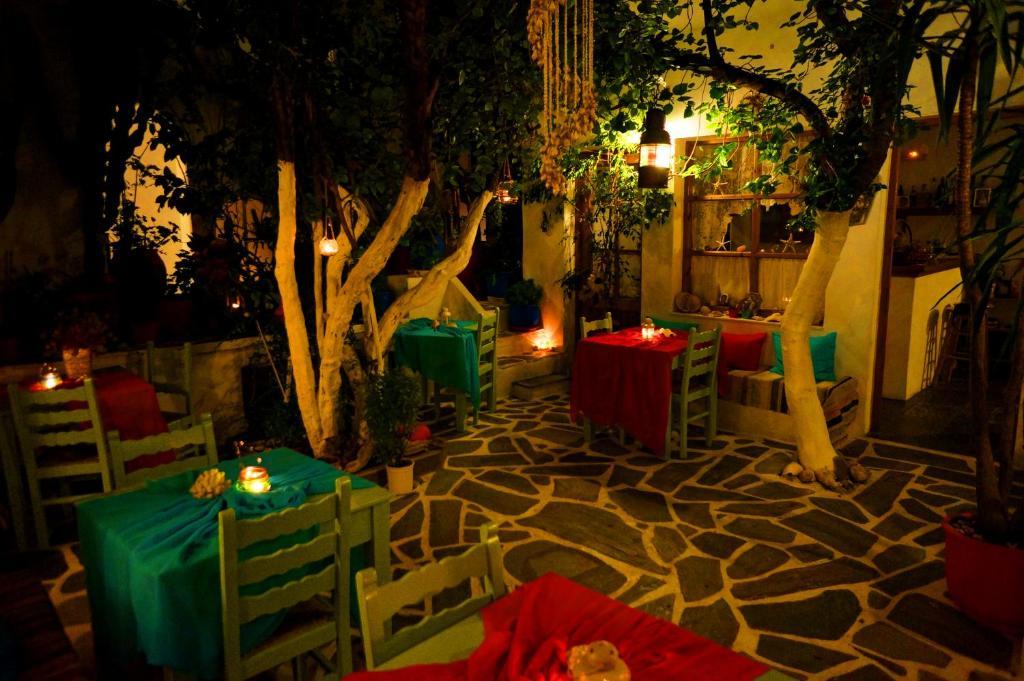 Arian Hotel Parikia  Exterior photo
